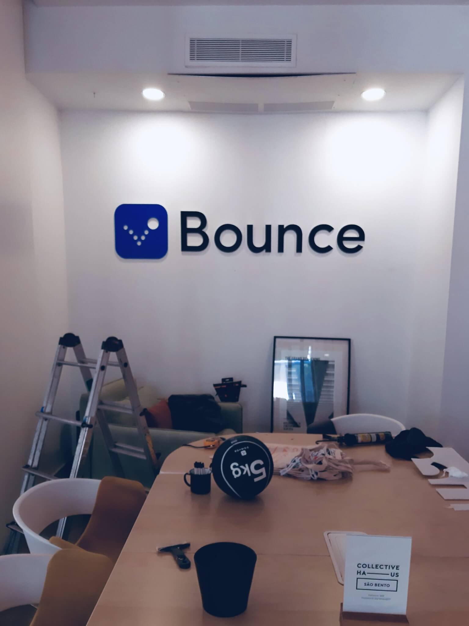 logotipo 3d - bounce